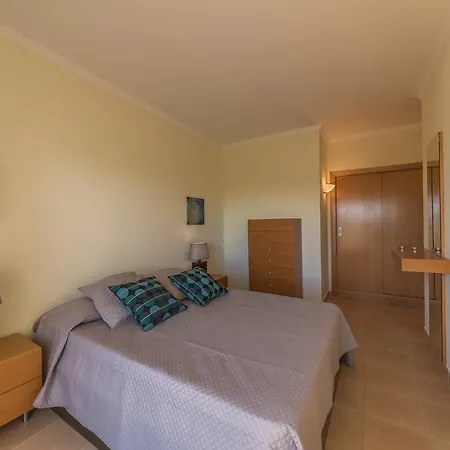 Apartamento Salgados 36
